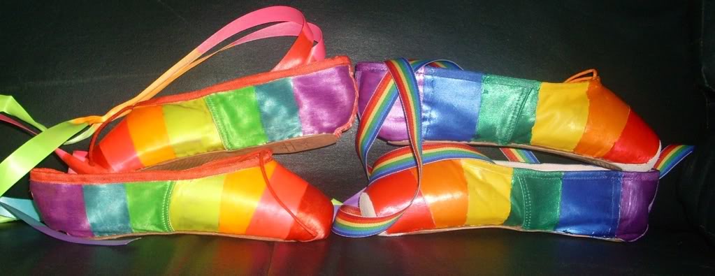 Top Tip #17 – Colouring Pointe Shoes